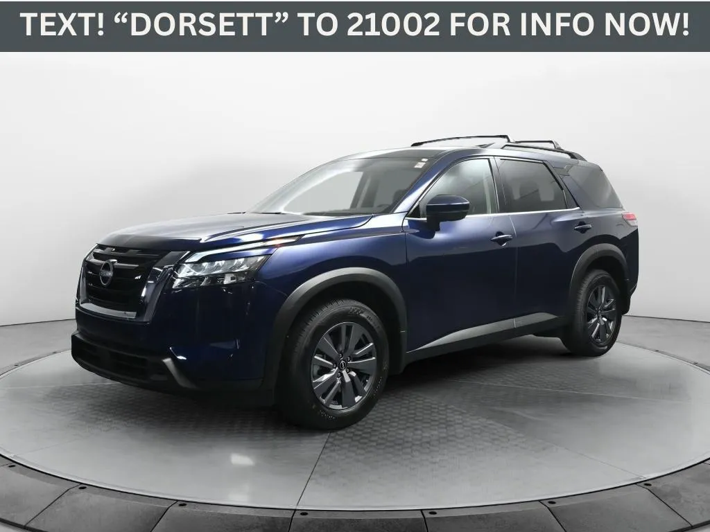 2025 Nissan Pathfinder SV