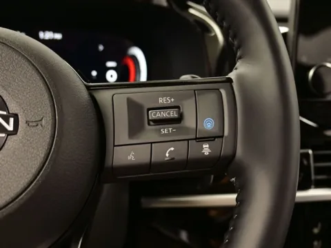 More photos of 2025 Nissan Pathfinder Platinum at Dorsett Nissan, IN