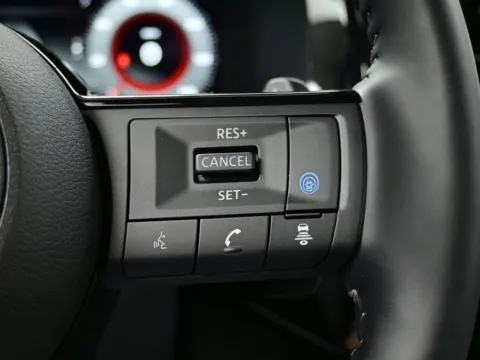 More photos of 2025 Nissan Pathfinder Platinum at Dorsett Nissan, IN