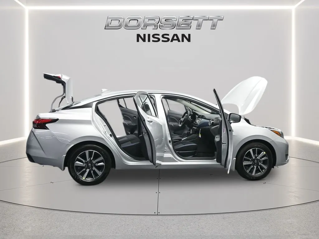2025 Nissan Versa Sedan SV - Photo 30