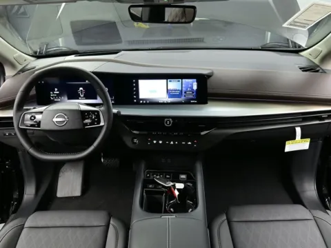 Photos of 2026 Nissan Murano Platinum for sale in Terre Haute, IN at Dorsett Nissan