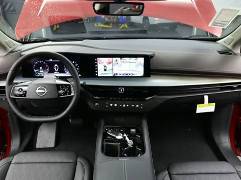 Photos of 2026 Nissan Murano Platinum for sale in Terre Haute, IN at Dorsett Nissan