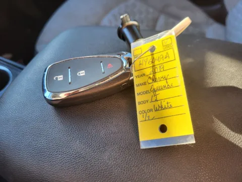 Photos of 2019 Chevrolet Equinox LT for sale in Terre Haute, IN at Dorsett Nissan