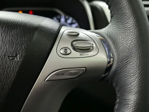 More photos of 2017 Nissan Murano Platinum at Dorsett Nissan, IN