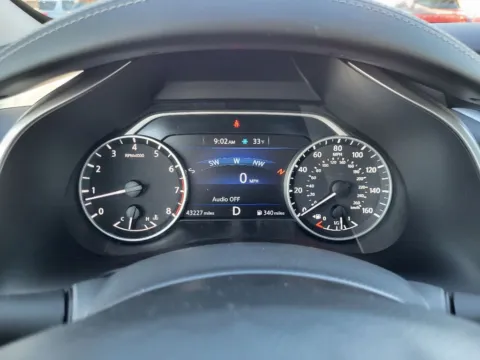 More photos of 2017 Nissan Murano Platinum at Dorsett Nissan, IN