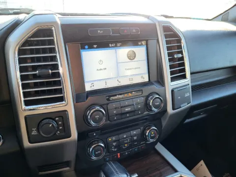More photos of 2016 Ford F-150 Lariat at Dorsett Nissan, IN