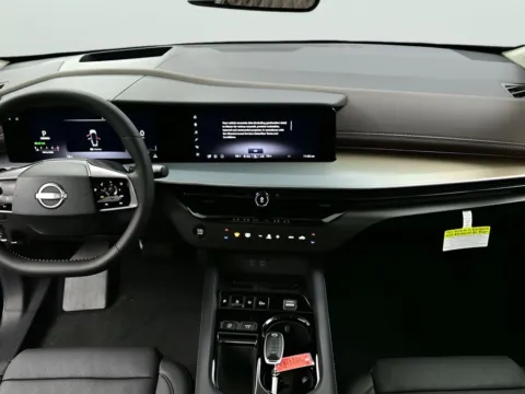 Photos of 2026 Nissan Murano Platinum for sale in Terre Haute, IN at Dorsett Nissan