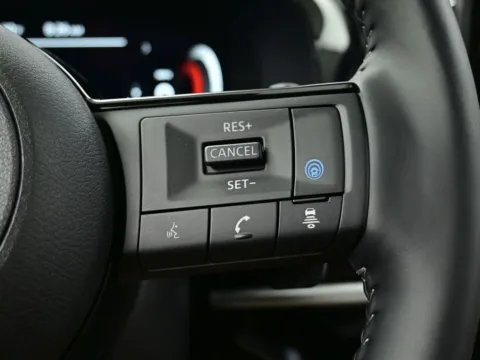 More photos of 2025 Nissan Pathfinder Platinum at Dorsett Nissan, IN