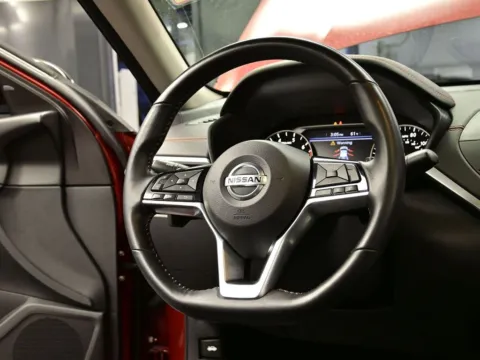 More photos of 2021 Nissan Altima 2.5 SR at Dorsett Nissan, IN