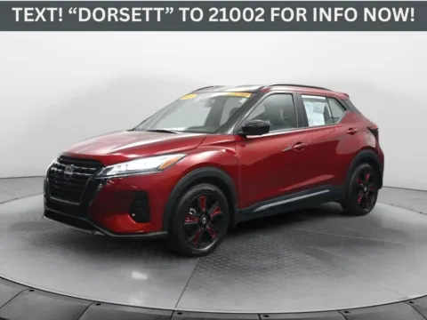 Red 2022 Nissan Kicks SR for sale in Terre Haute, IN