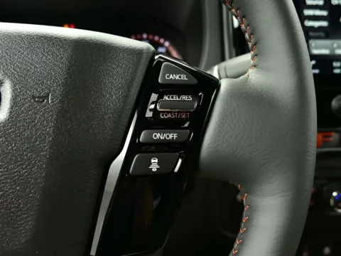 More photos of 2026 Nissan Frontier PRO-4X at Dorsett Nissan, IN