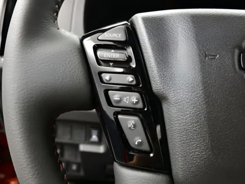 More photos of 2026 Nissan Frontier PRO-4X at Dorsett Nissan, IN