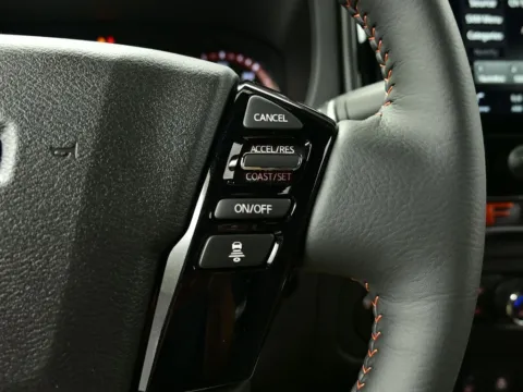 More photos of 2026 Nissan Frontier PRO-4X at Dorsett Nissan, IN