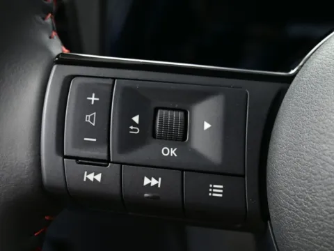 More photos of 2026 Nissan Kicks SR at Dorsett Nissan, IN