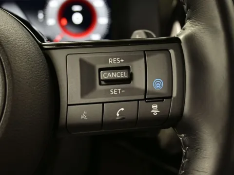 More photos of 2023 Nissan Pathfinder Platinum at Dorsett Nissan, IN