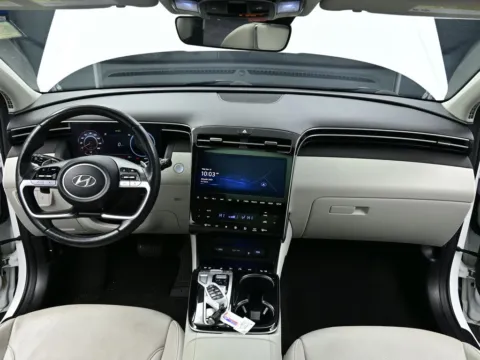 Photos of 2024 Hyundai Tucson Limited for sale in Terre Haute, IN at Dorsett Nissan