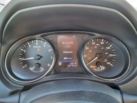 More photos of 2018 Nissan Rogue SL at Dorsett Nissan, IN