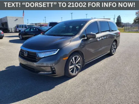 Gray 2022 Honda Odyssey Touring for sale in Terre Haute, IN