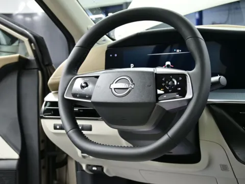 More photos of 2026 Nissan Murano Platinum at Dorsett Nissan, IN