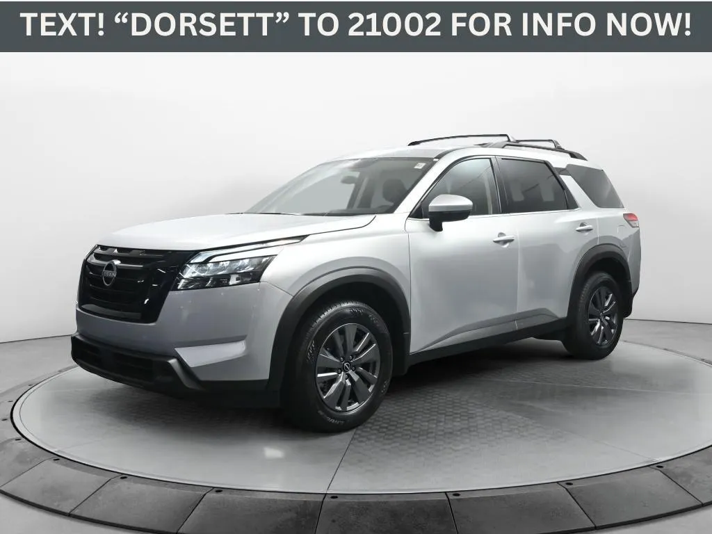 2025 Nissan Pathfinder SV