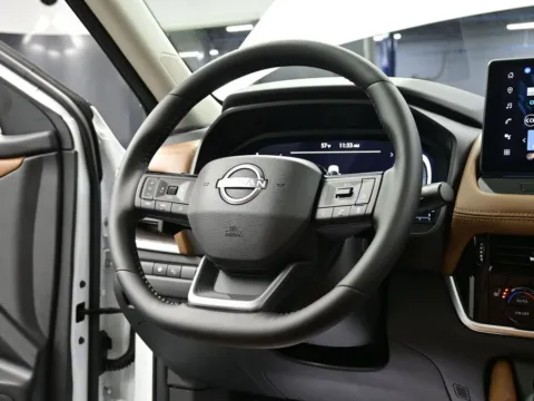 More photos of 2026 Nissan Rogue Platinum at Dorsett Nissan, IN