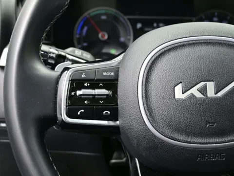 More photos of 2024 Kia Sorento Hybrid EX at Dorsett Nissan, IN