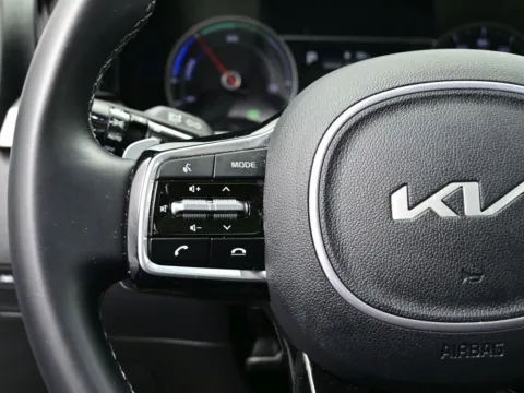 More photos of 2024 Kia Sorento Hybrid EX at Dorsett Nissan, IN