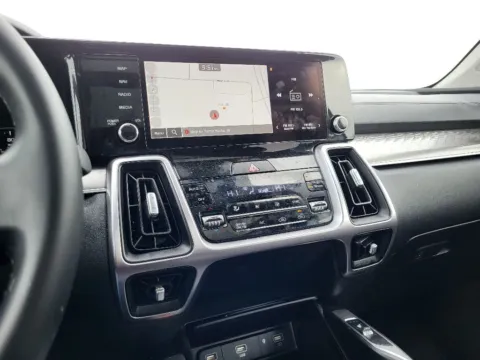 More photos of 2024 Kia Sorento Hybrid EX at Dorsett Nissan, IN