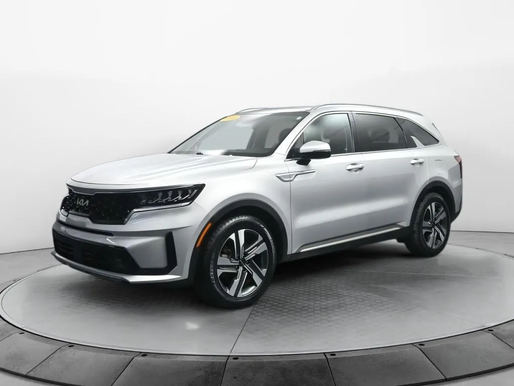 Silver 2024 Kia Sorento Hybrid EX for sale in Terre Haute, IN