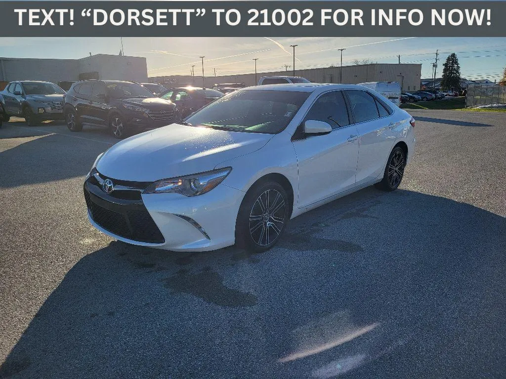 2016 Toyota Camry SE w/Special Edition Pkg