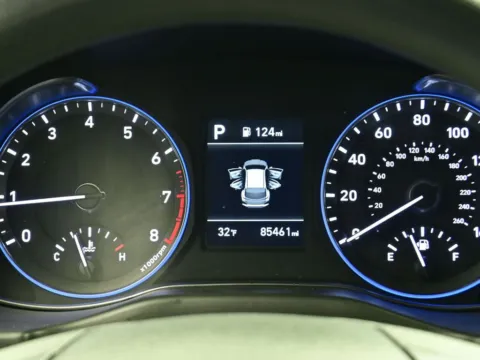 More photos of 2019 Hyundai Kona SE at Dorsett Mitsubishi, IN