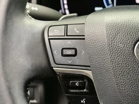 More photos of 2025 Toyota Camry Hybrid SE at Dorsett Mitsubishi, IN