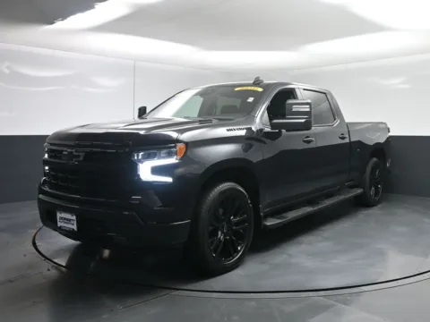 Gray 2022 Chevrolet Silverado 1500 RST for sale in Terre Haute, IN