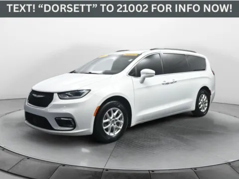 White 2022 Chrysler Pacifica Touring L for sale in Terre Haute, IN