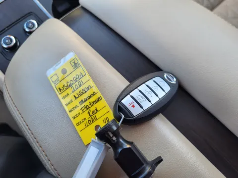 More photos of 2021 Nissan Murano Platinum at Dorsett Mitsubishi, IN