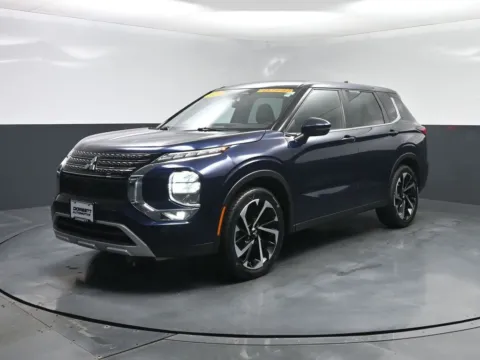 Blue 2023 Mitsubishi Outlander SE Special Edition for sale in Terre Haute, IN