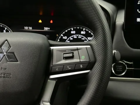 More photos of 2026 Mitsubishi Outlander Trail Edition at Dorsett Mitsubishi, IN