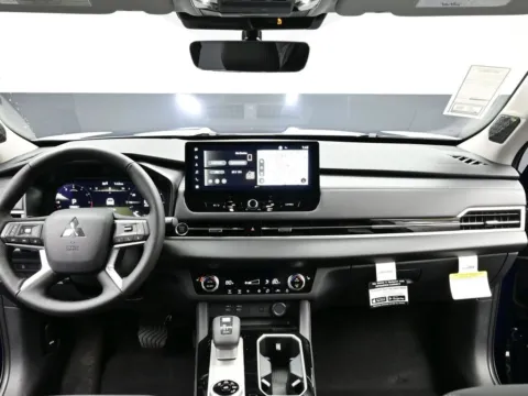 Photos of 2026 Mitsubishi Outlander SE for sale in Terre Haute, IN at Dorsett Mitsubishi