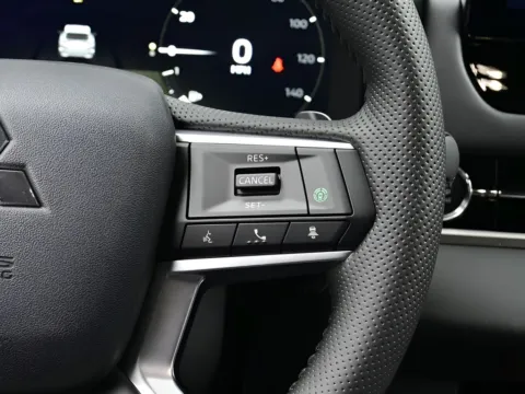 More photos of 2026 Mitsubishi Outlander SE at Dorsett Mitsubishi, IN