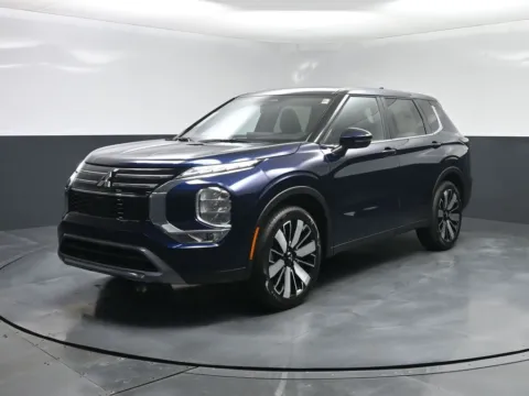 Blue 2026 Mitsubishi Outlander SE for sale in Terre Haute, IN