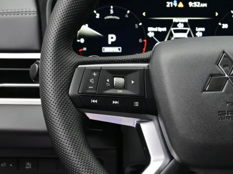 More photos of 2026 Mitsubishi Outlander SE at Dorsett Mitsubishi, IN