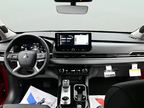 Photos of 2026 Mitsubishi Outlander SE for sale in Terre Haute, IN at Dorsett Mitsubishi