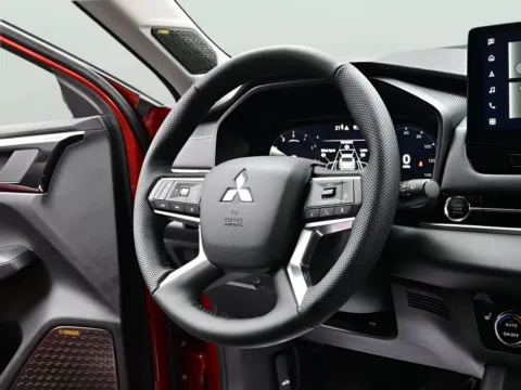 Another view of 2026 Mitsubishi Outlander SE for sale in Terre Haute, IN at Dorsett Mitsubishi