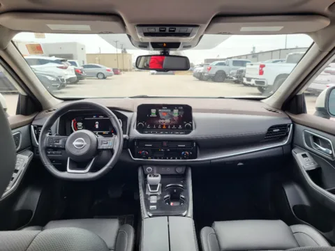 Photos of 2023 Nissan Rogue Platinum for sale in Terre Haute, IN at Dorsett Mitsubishi