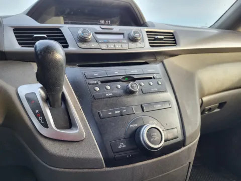 More photos of 2013 Honda Odyssey EX at Dorsett Mitsubishi, IN