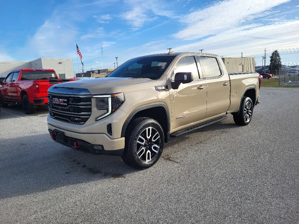 2022 GMC Sierra 1500 AT4's photo