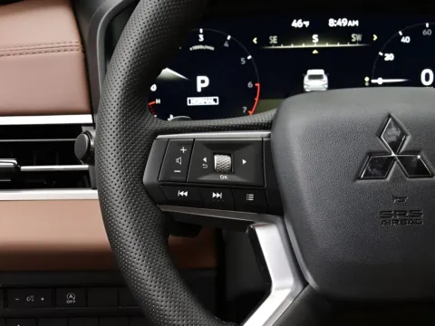 More photos of 2026 Mitsubishi Outlander SEL at Dorsett Mitsubishi, IN