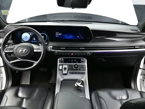 Photos of 2024 Hyundai Palisade Calligraphy for sale in Terre Haute, IN at Dorsett Mitsubishi