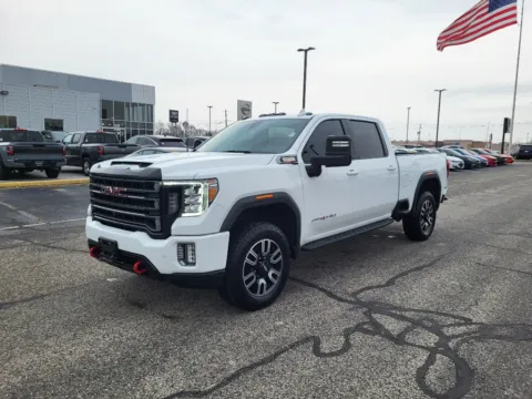 White 2022 GMC Sierra 2500 AT4 for sale in Terre Haute, IN