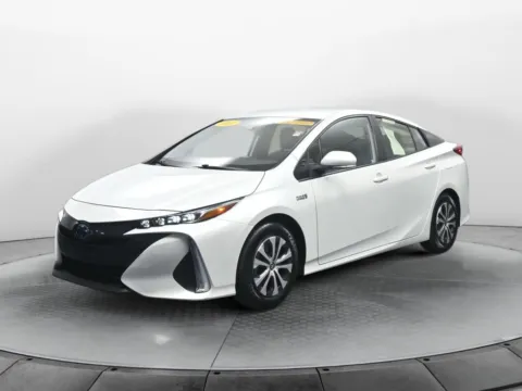 White 2022 Toyota Prius Prime XLE for sale in Terre Haute, IN